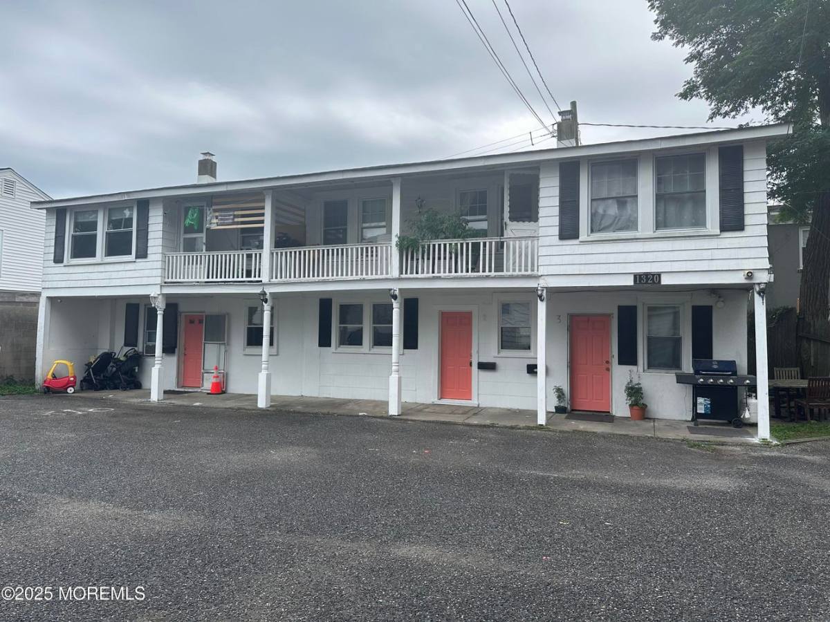 Apartment for rent at 1320 3rd Ave #REAR 2-REAR 2, Allenhurst, NJ 07711