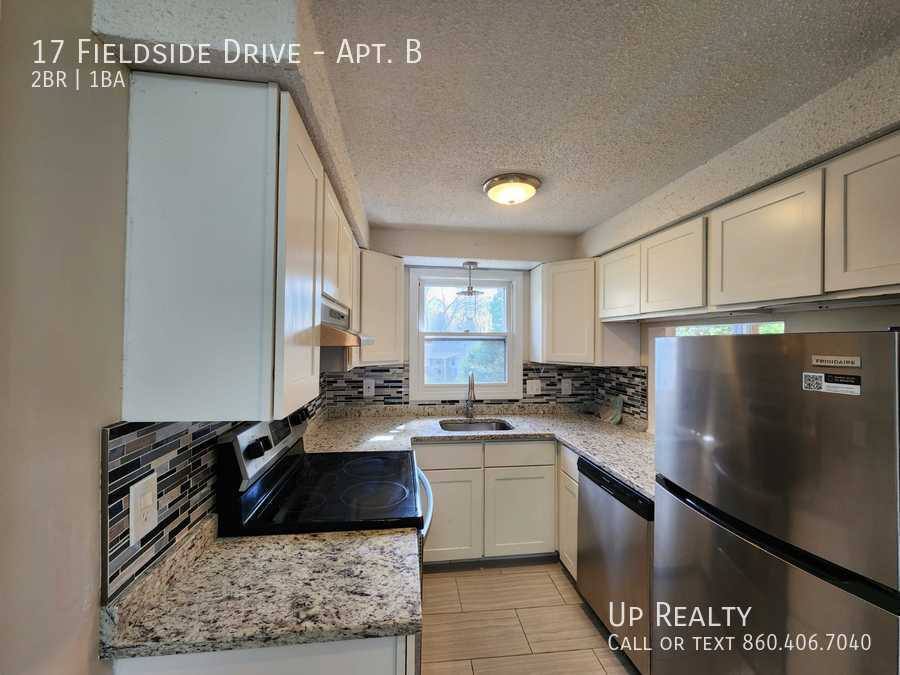 Apartment for rent at 17 Fieldside Dr #B, Groton, CT 06340