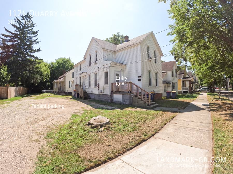 Apartment for rent at 1124 Quarry Ave NW #1, Grand Rapids, MI 49504