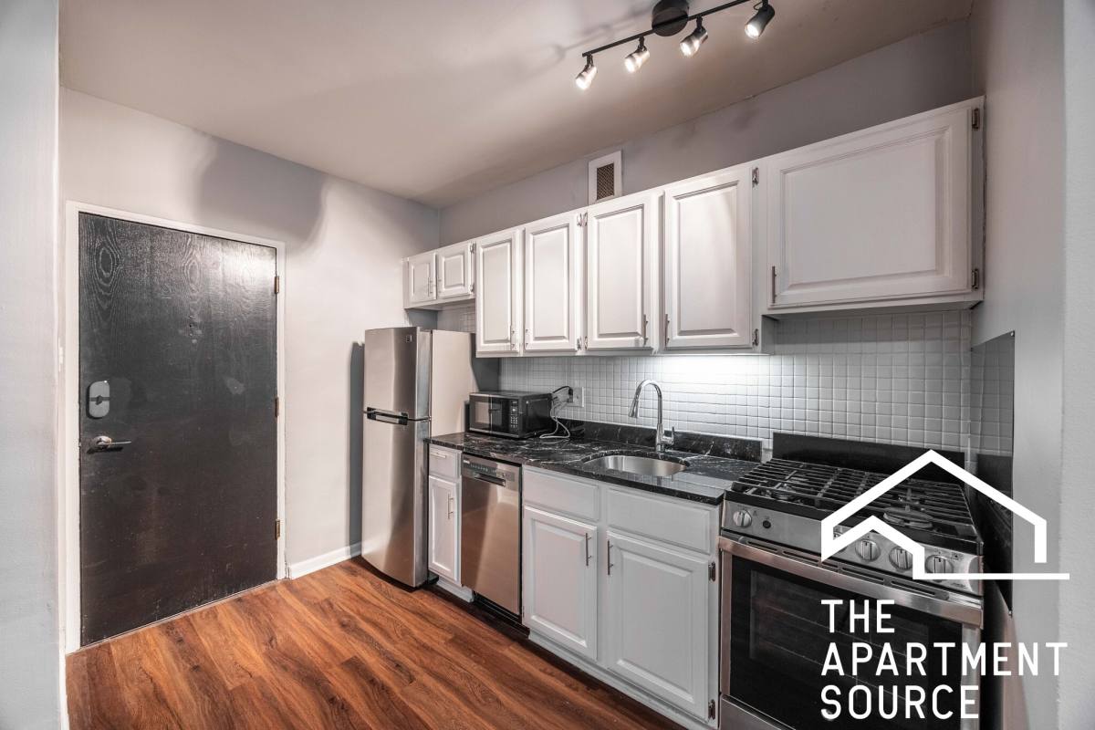 1140 N La Salle Dr, Chicago, IL 60610
