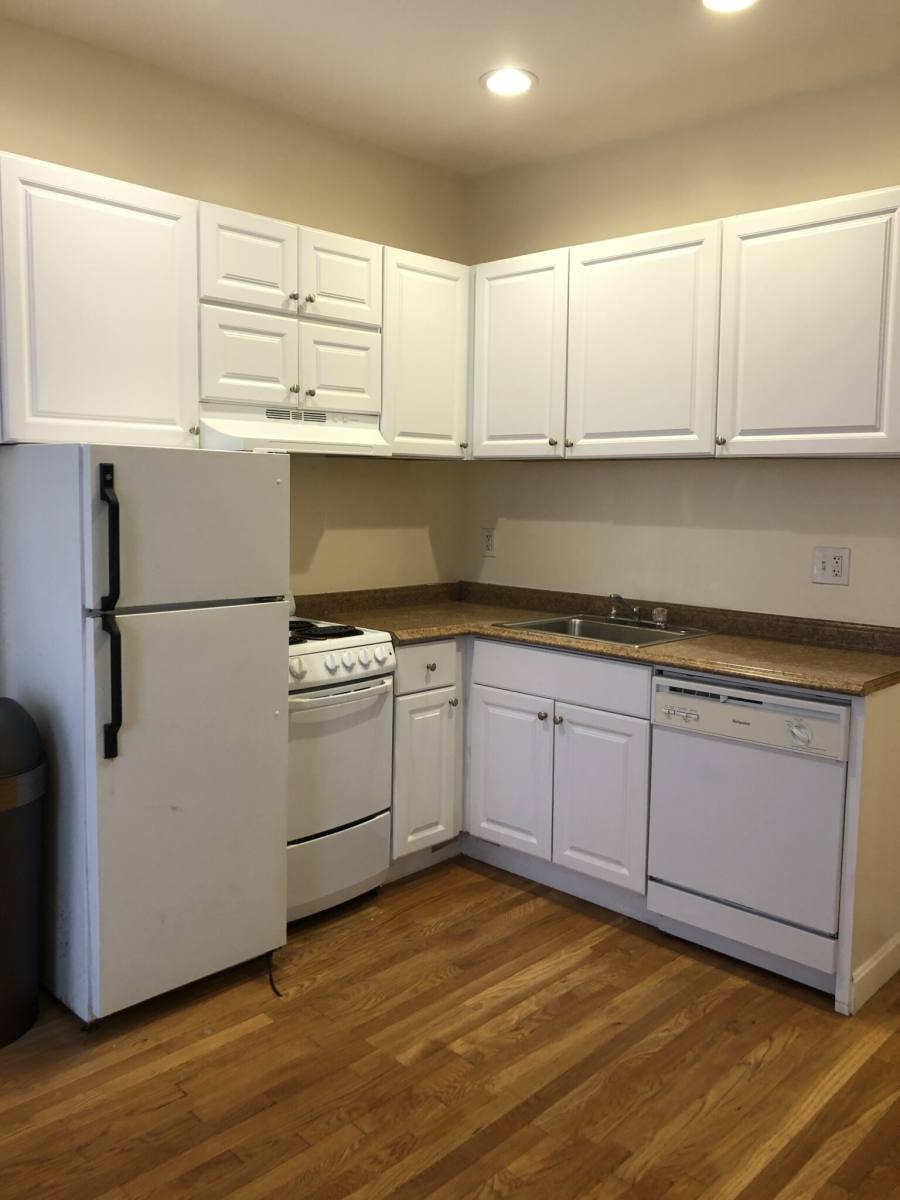 Apartment for rent at 28 Phillips St #1, Boston, MA 02114