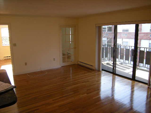 Apartment for rent at 320 Hammond Pond Parkway #504, Chestnut Hill, MA 02467