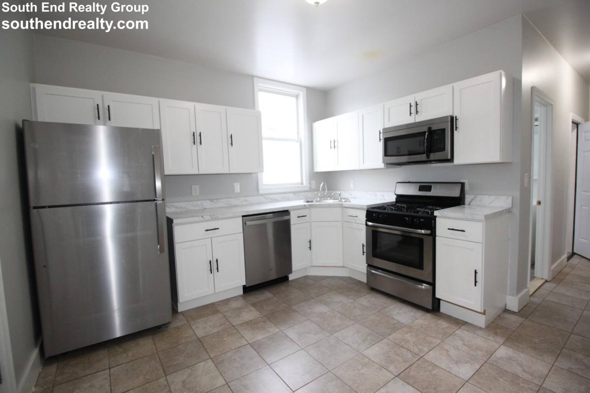 Apartment for rent at 83 Devon St #3, Dorchester, MA 02121