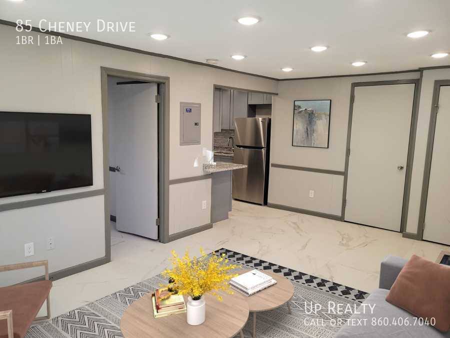 Apartment for rent at 85 Cheney Dr, Storrs Mansfield, CT 06268