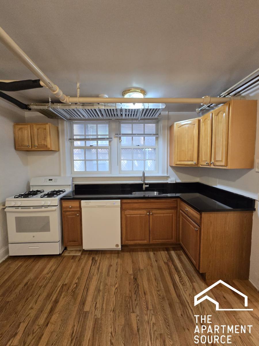 Apartment for rent at 1454 Oak St #G, Evanston, IL 60201