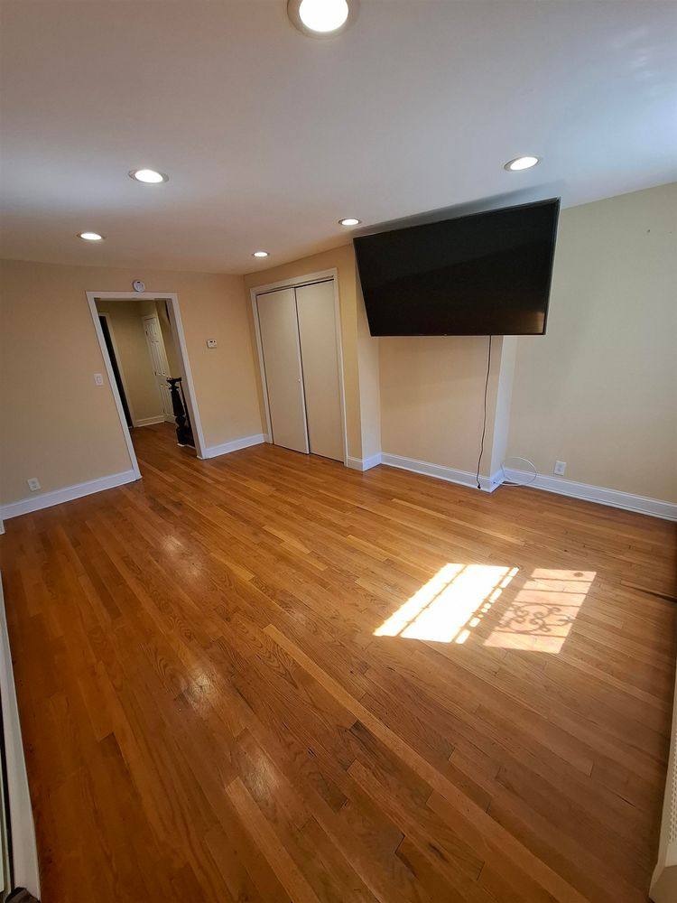 Apartment for rent at 333 Pacific Ave #1-1, Bayonne, NJ 07002