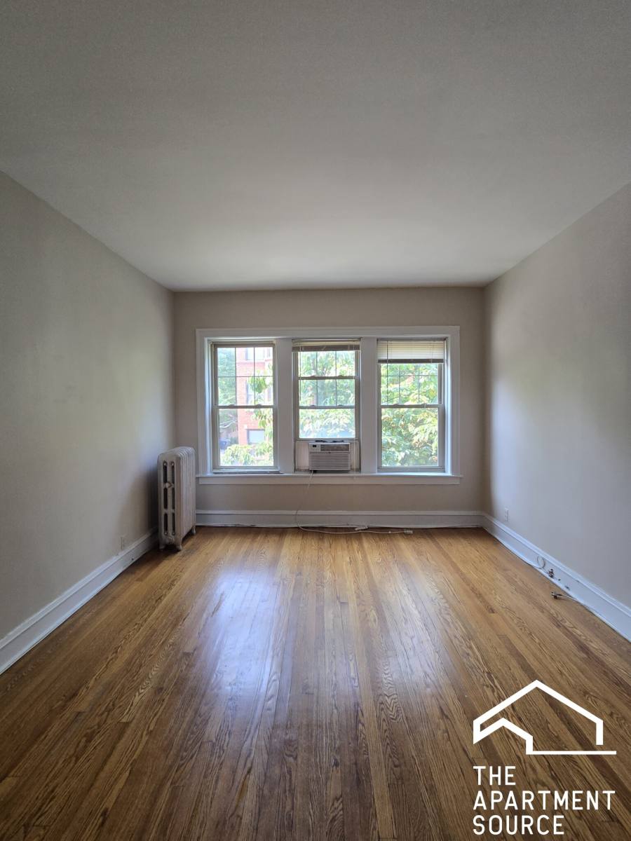 Apartment for rent at 832 Reba Place #2S, Evanston, IL 60202