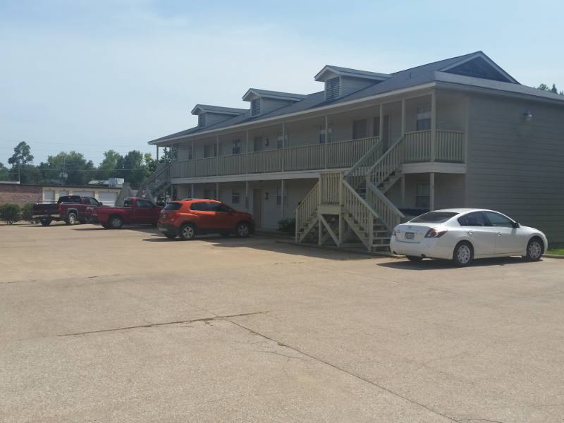 Apartment for rent at 1976 Quality Blvd, Huntsville, TX 77320