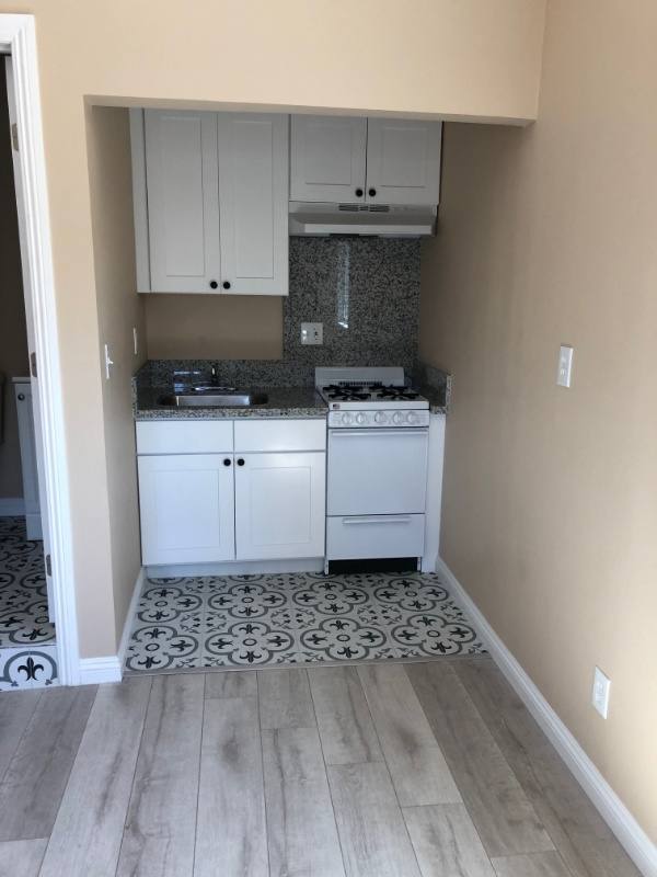 Apartment for rent at 932 W Highland, Santa Ana, CA 92703