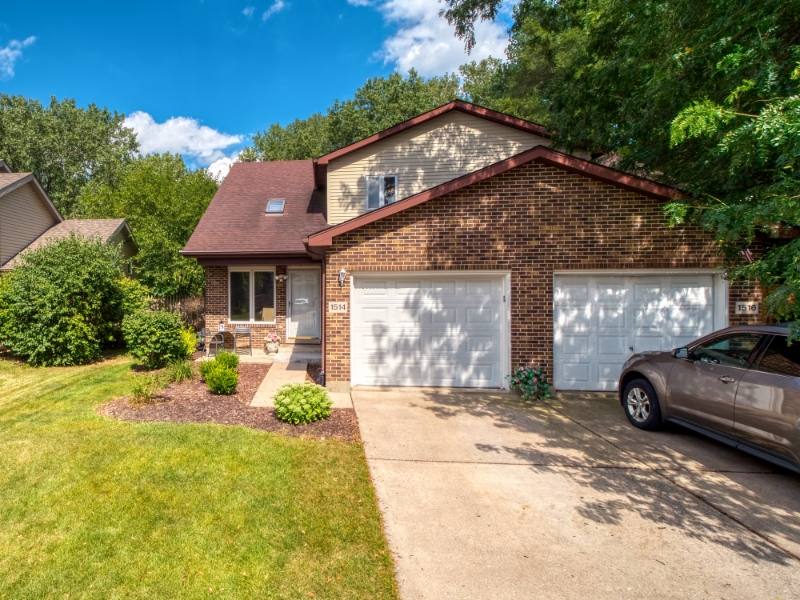 Townhouse for rent at 1514 Peachtree Lane, Lockport, IL 60441