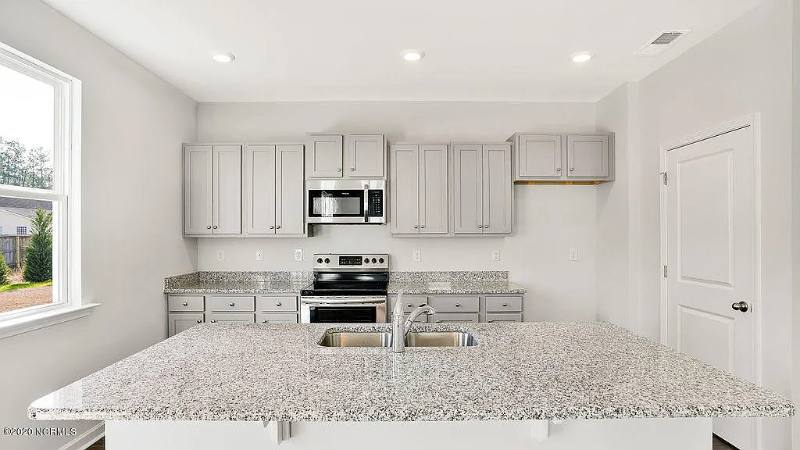 House for rent at 5336 Black Oak Court, Winnabow, NC 28479