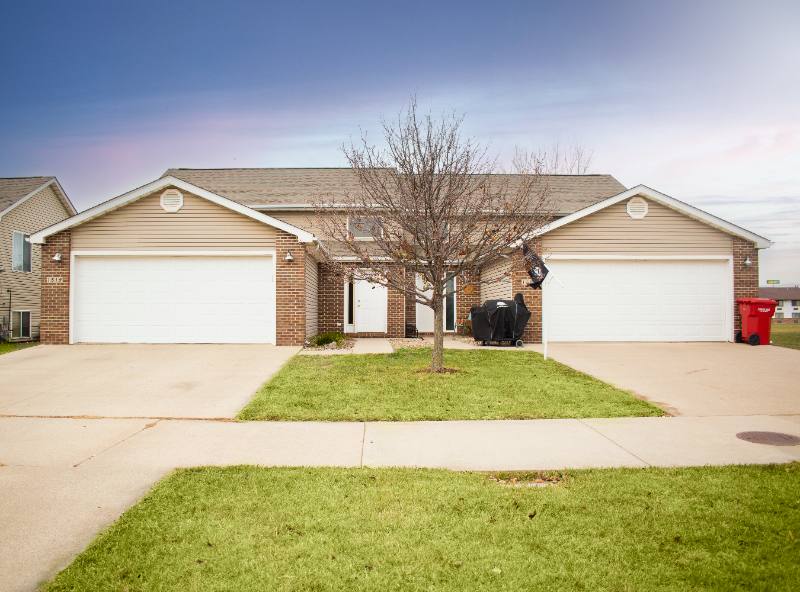 Townhouse for rent at 1515 Prairie Dr, Story City, IA 50248