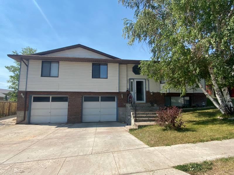 House for rent at 207 Holbrook Court, Evanston, WY 82930
