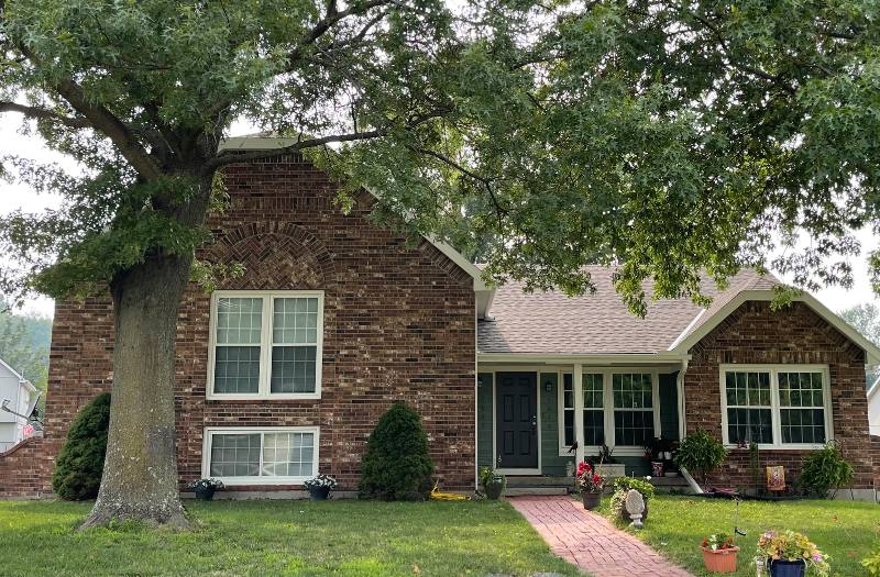 House for rent at 3838 N 123rd St, Kansas City, KS 66109