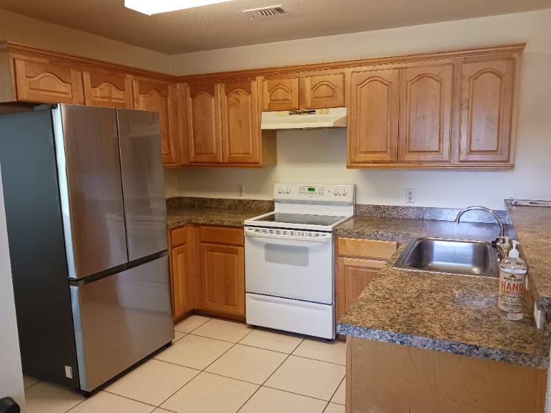 Apartment for rent at 715 N Pecan St #B, Arlington, TX 76011