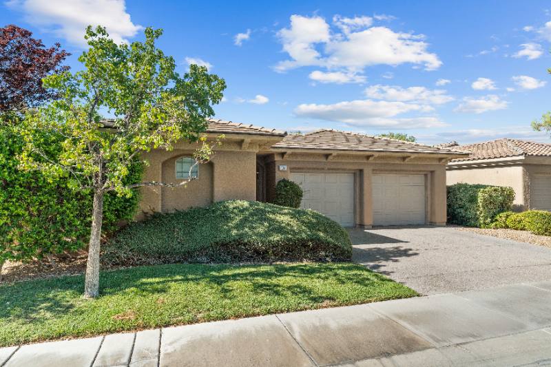 House for rent at 10 Chatmoss Rd, Henderson, NV 89052