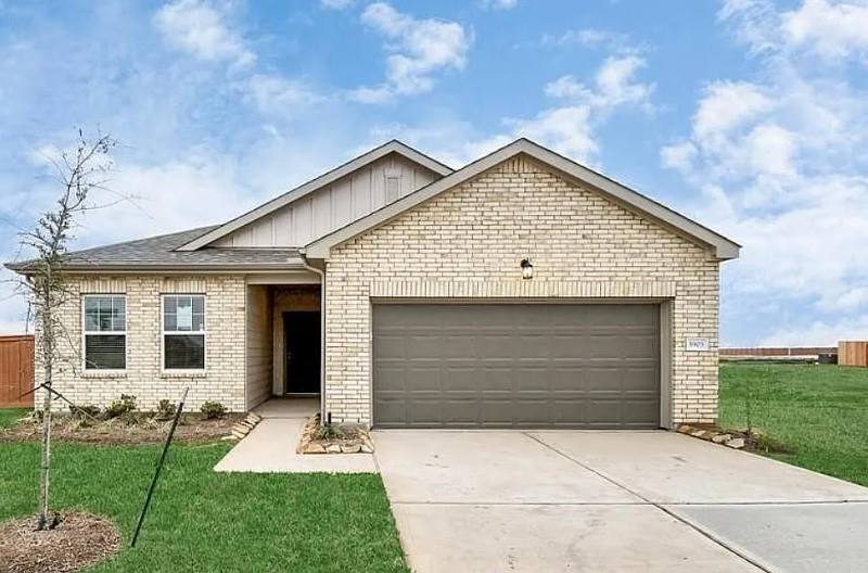 House for rent at 5903 Grantgrala Dr, Katy, TX 77493
