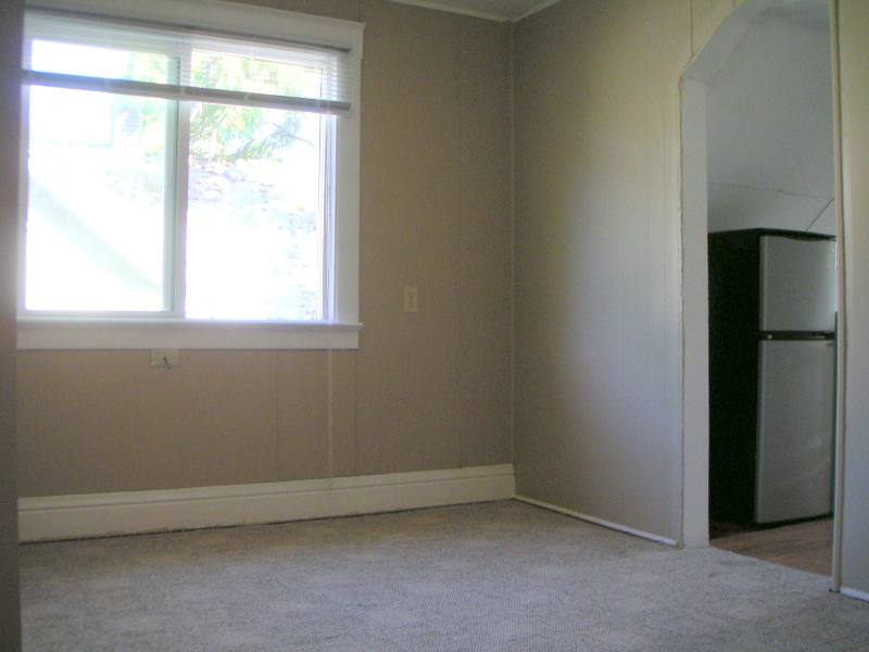 Apartment for rent at 1434 Ferry St SE #5, Salem, OR 97301