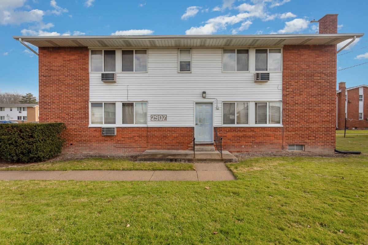 Apartment for rent at 2907 Ronan St #3, Midland, MI 48642
