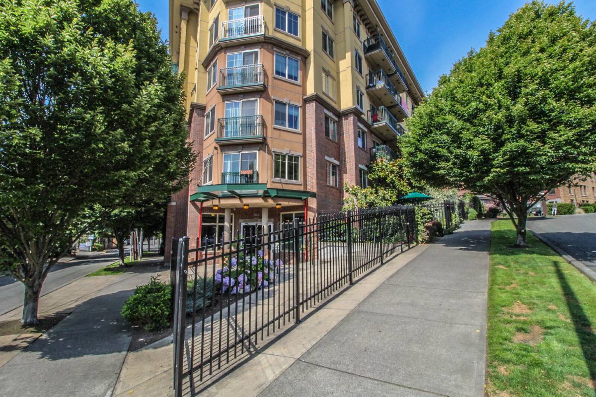 Apartment for rent at 700 E Denny Way #208, Seattle, WA 98122