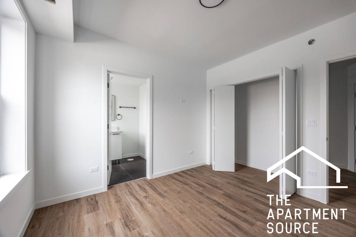 Apartment for rent at 4410 N Greenview Ave #3S, Chicago, IL 60640