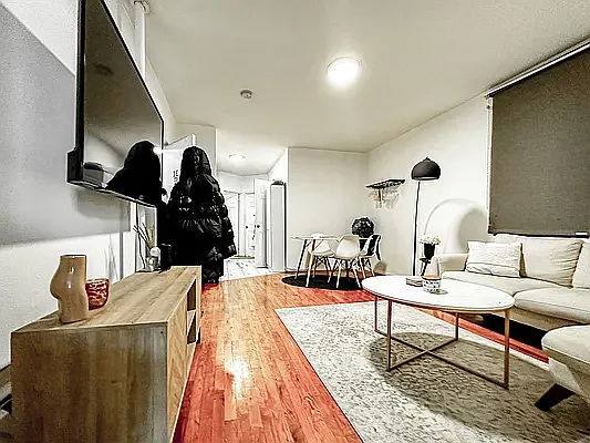 Apartment for rent at 38 Carmine St #2E, New York, NY 10014