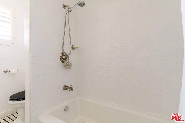 House for rent at 2344 Sunset Heights Dr, Los Angeles, CA 90046