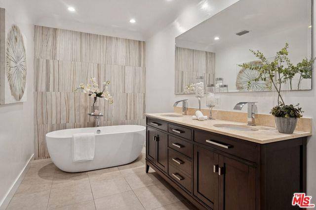 House for rent at 149 S Wetherly Dr, Beverly Hills, CA 90211