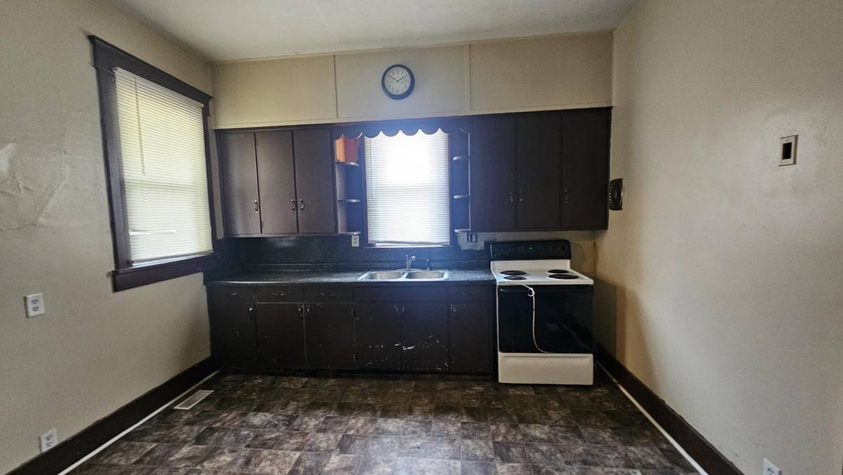 House for rent at 208 E Sherman St, Windfall, IN 46076
