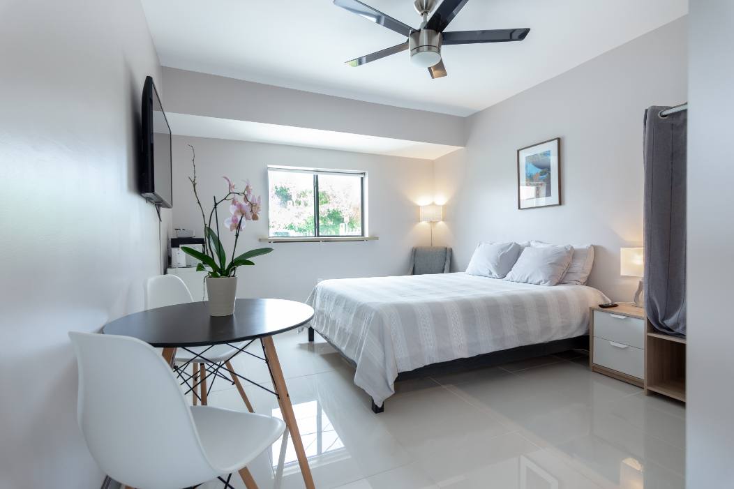 Townhouse for rent at 140 NW 23rd Ave, Miami, FL 33125