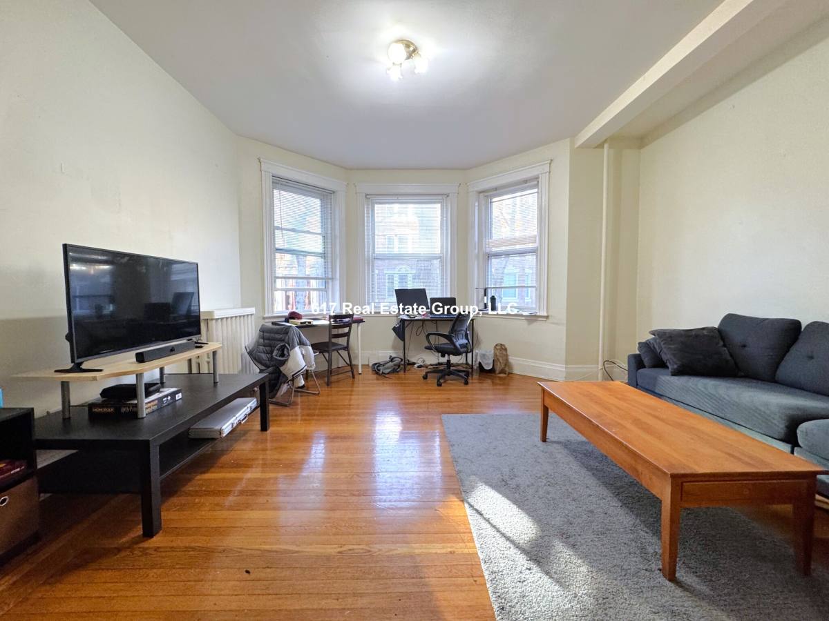 Apartment for rent at 22 Euston St #OI, Brookline, MA 02446