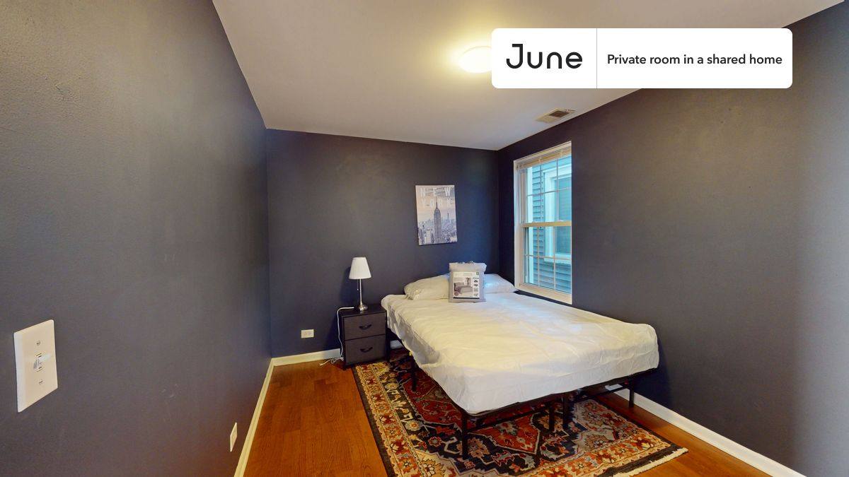 Apartment for rent at 1841 N Mozart St, Chicago, IL 60647