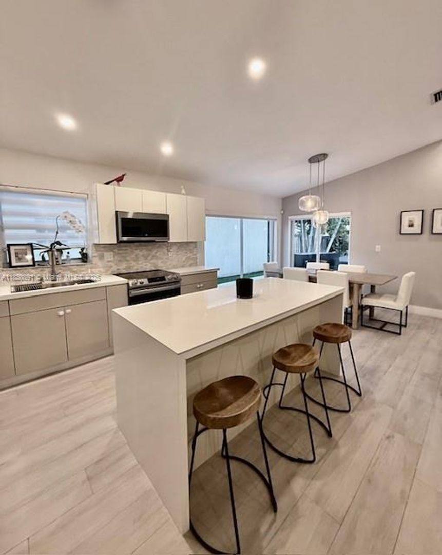 House for rent at 9938 NW 30th St, Miami, FL 33172