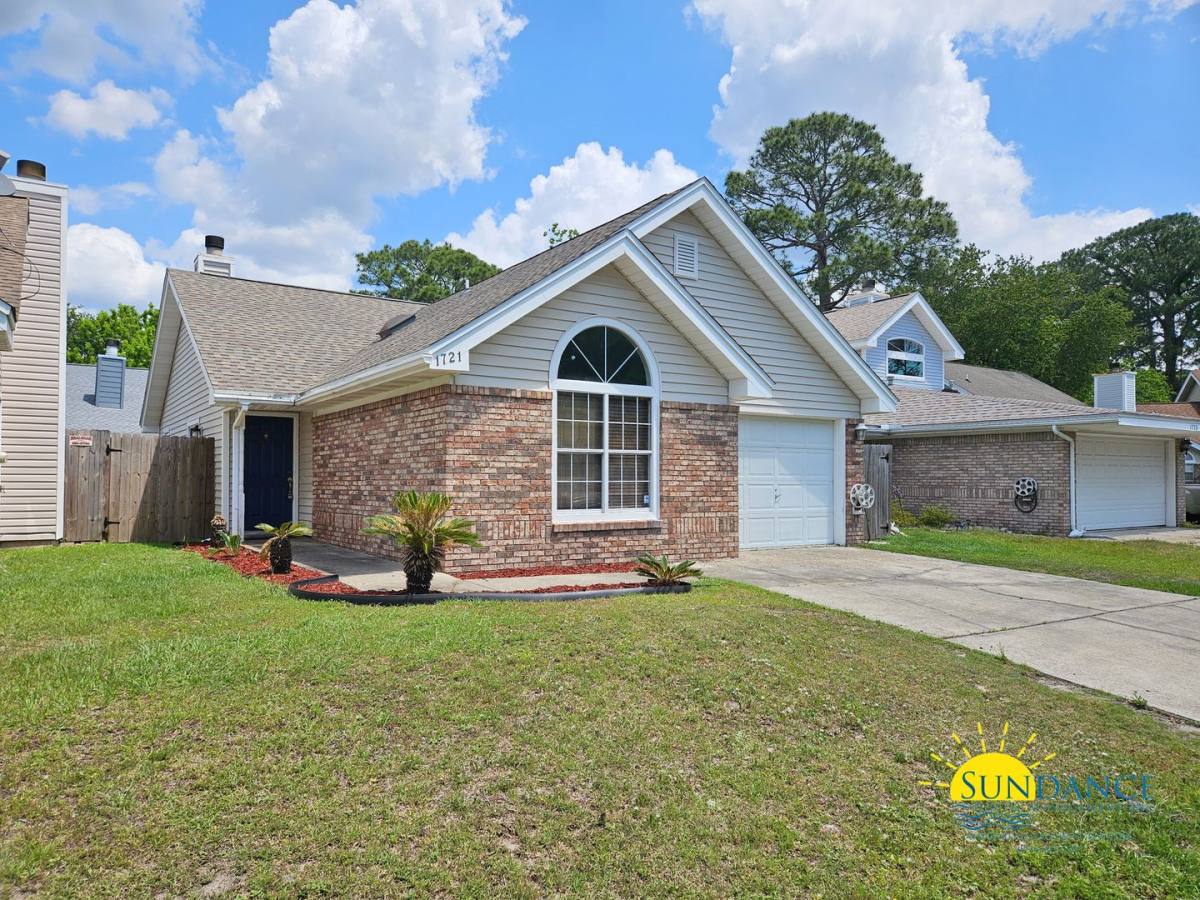 House for rent at 1721 Colonial Court, Fort Walton Beach, FL 32547