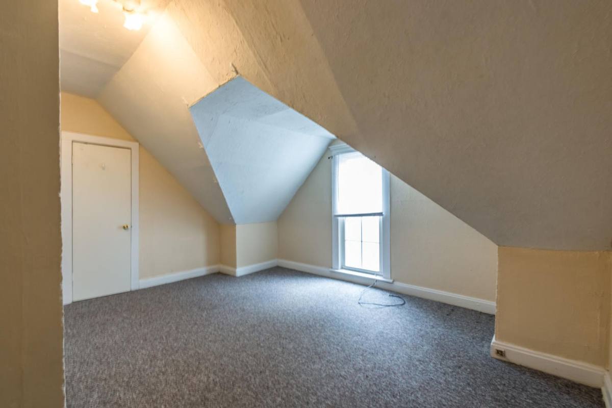 Apartment for rent at 628 E University St, Bloomington, IN 47401