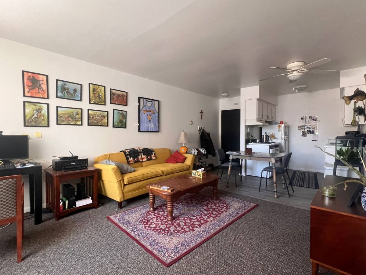 Apartment for rent at 1576 N Warren Ave, Milwaukee, WI 53202