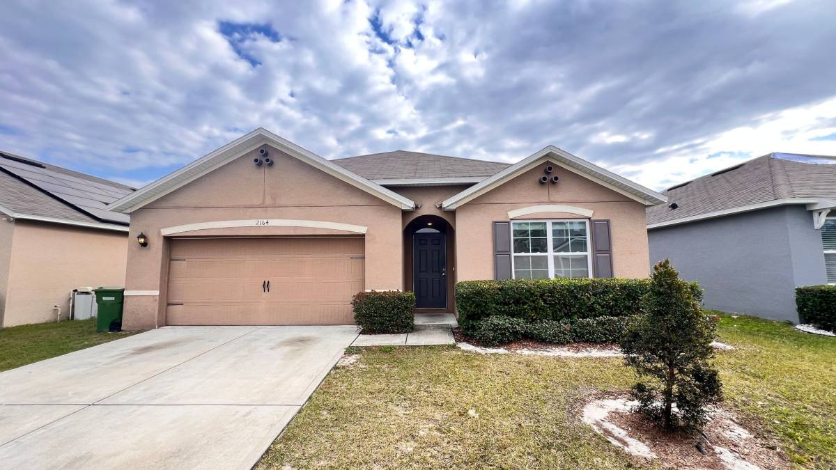 House for rent at 2164 Rose Blvd, Winter Haven, FL 33881