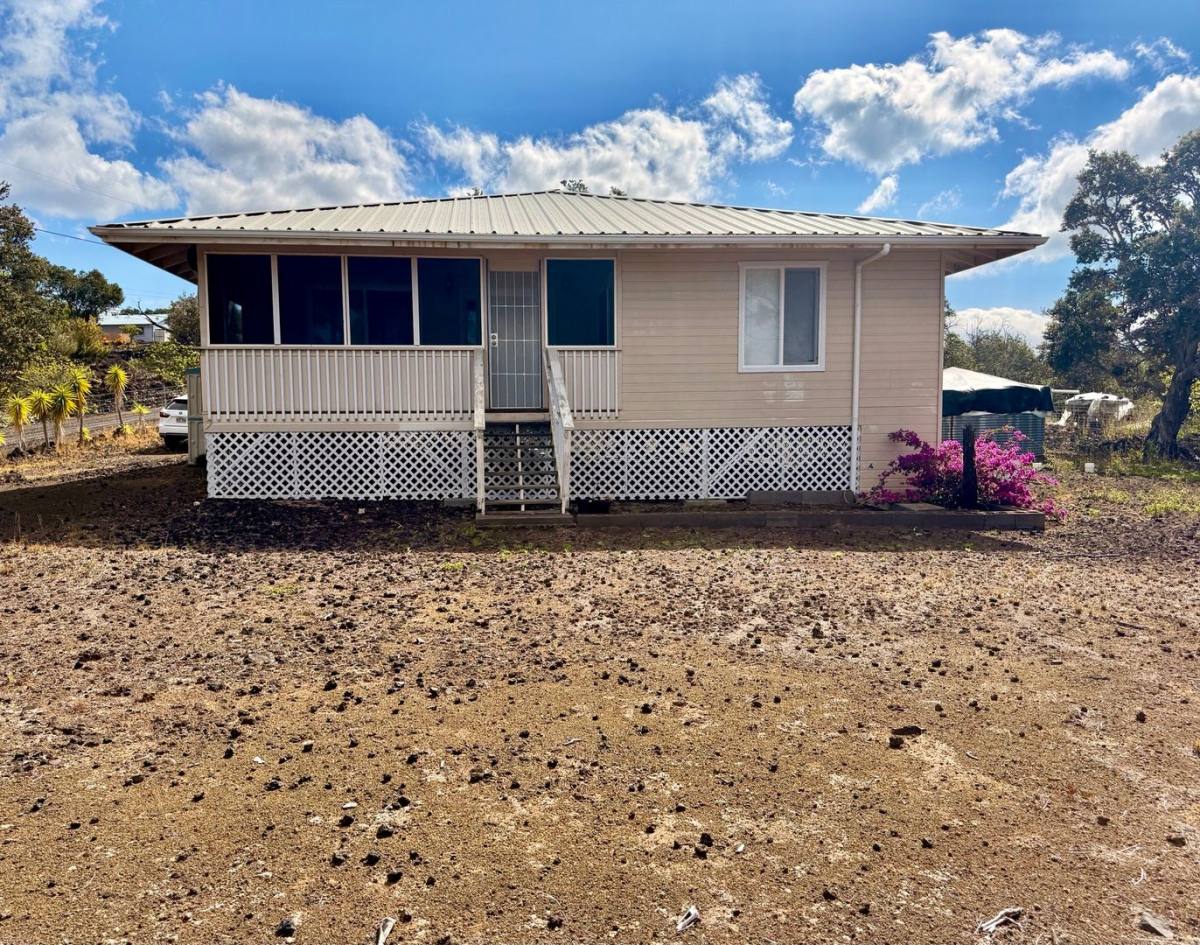 House for rent at 92-8388 Tiki Lane, Ocean View, HI 96737