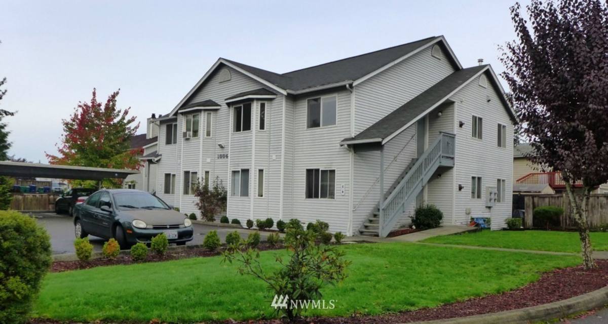Apartment for rent at 1004 37th St SE, Auburn, WA 98002