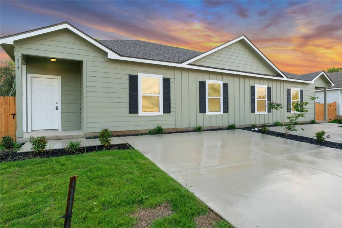 Apartment for rent at 514 Hudson St, Seguin, TX 78155