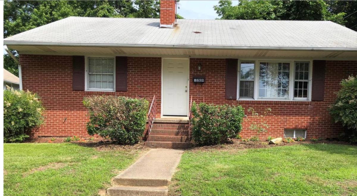House for rent at 1209 Rowe St, Fredericksburg, VA 22401