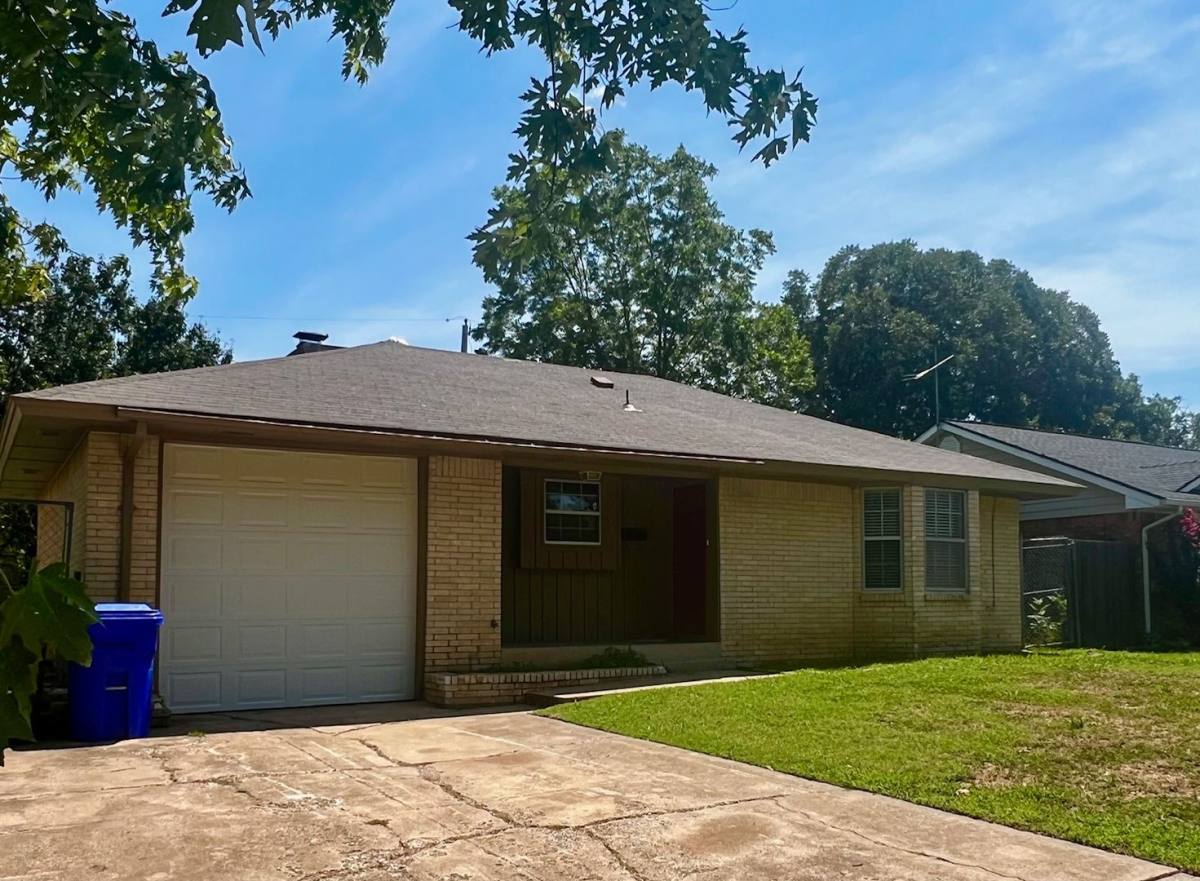 House for rent at 949 Barkley Circle, Norman, OK 73071