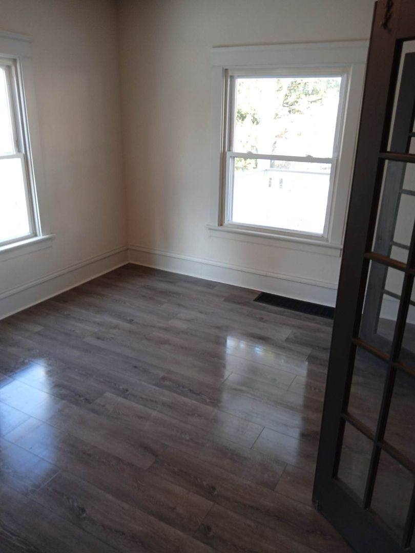 Apartment for rent at 828-830 Penn St, Meadville, PA 16335