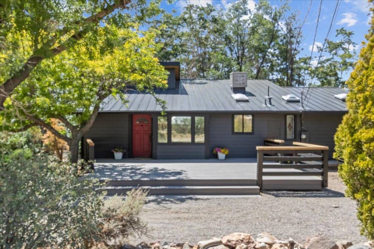 House for rent at 15045 Pinion Dr, Reno, NV 89521