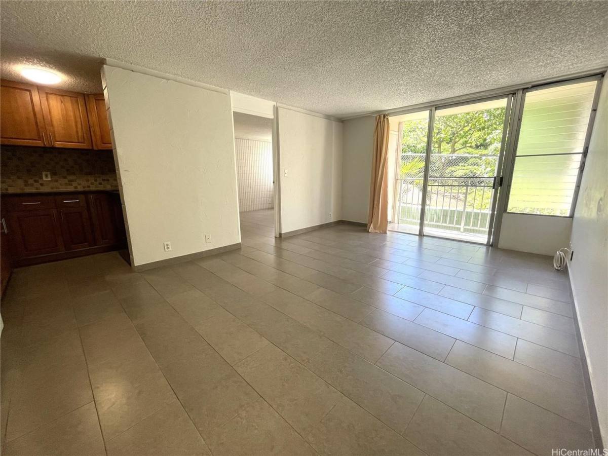 House for rent at 1720 Huna St #B102, Honolulu, HI 96817