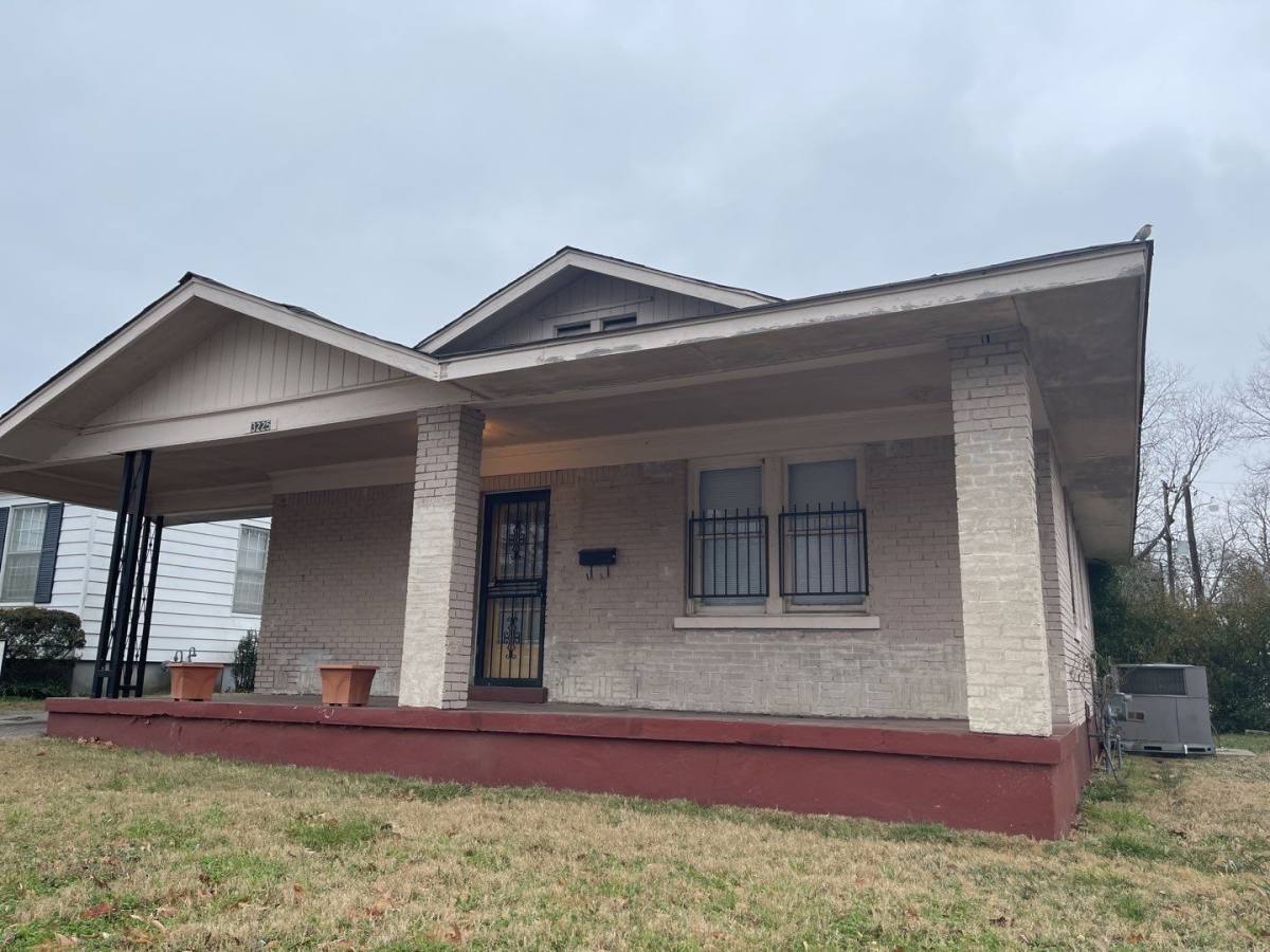House for rent at 3225 Park Ave, Memphis, TN 38111