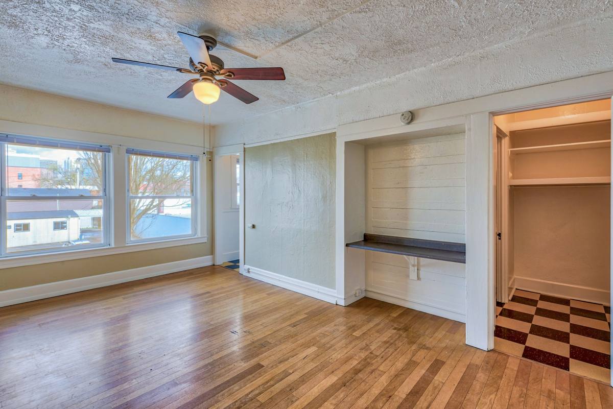 Apartment for rent at 612 E Burnside St, Portland, OR 97214
