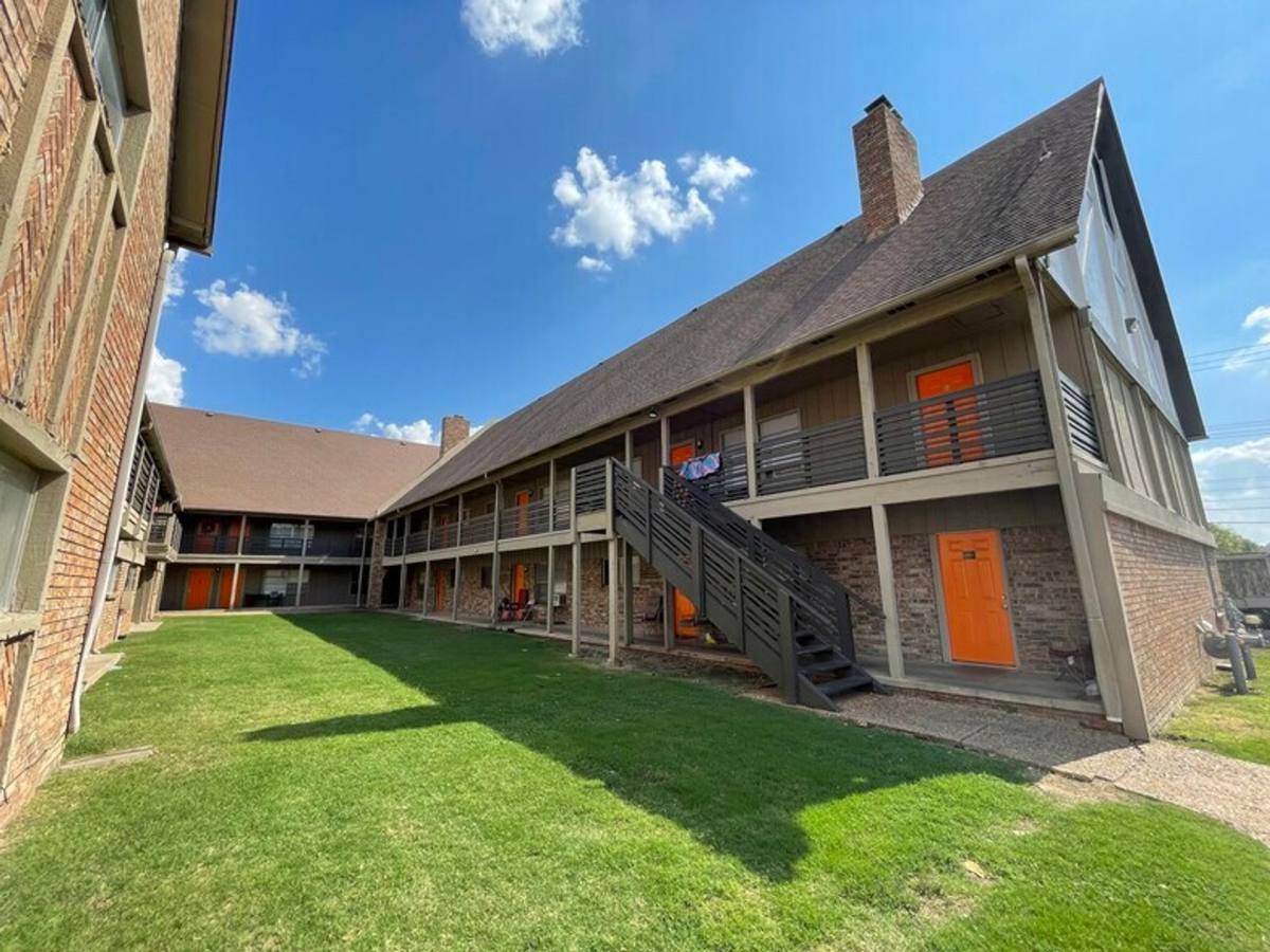 Apartment for rent at 4111 E 51st St, Tulsa, OK 74135