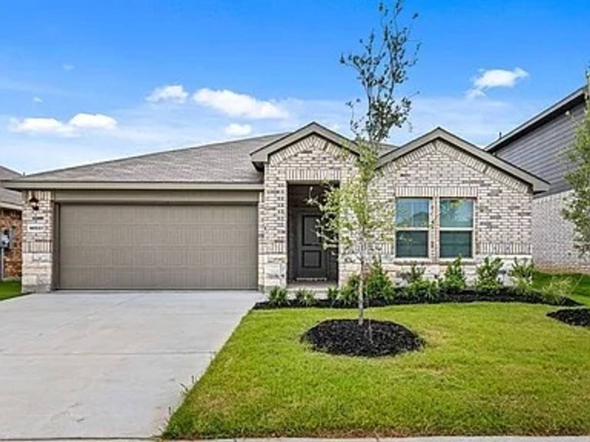 House for rent at 9428 Golden Tree Ave, Fort Worth, TX 76108