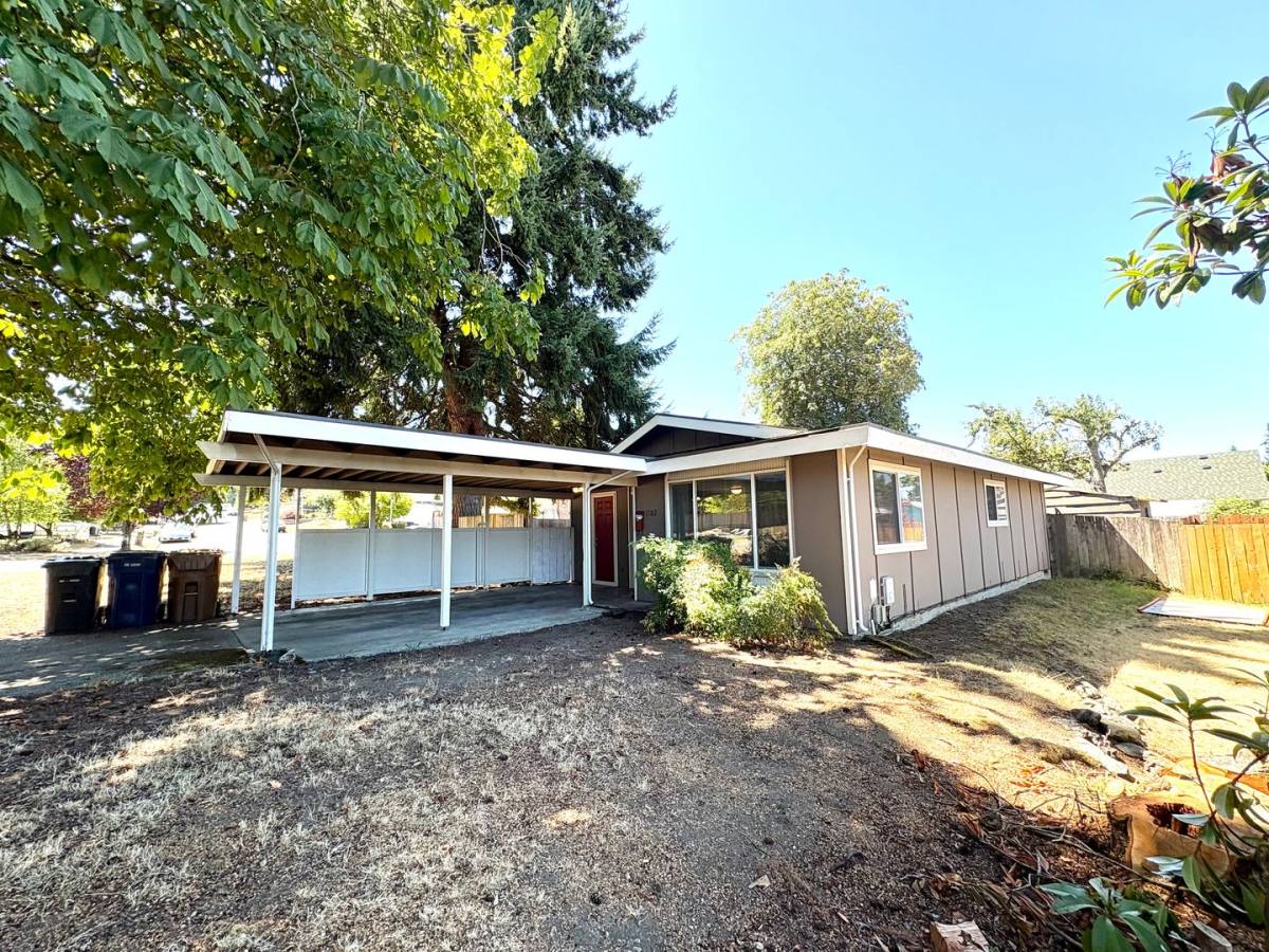 House for rent at 3702 N Villard St, Tacoma, WA 98407